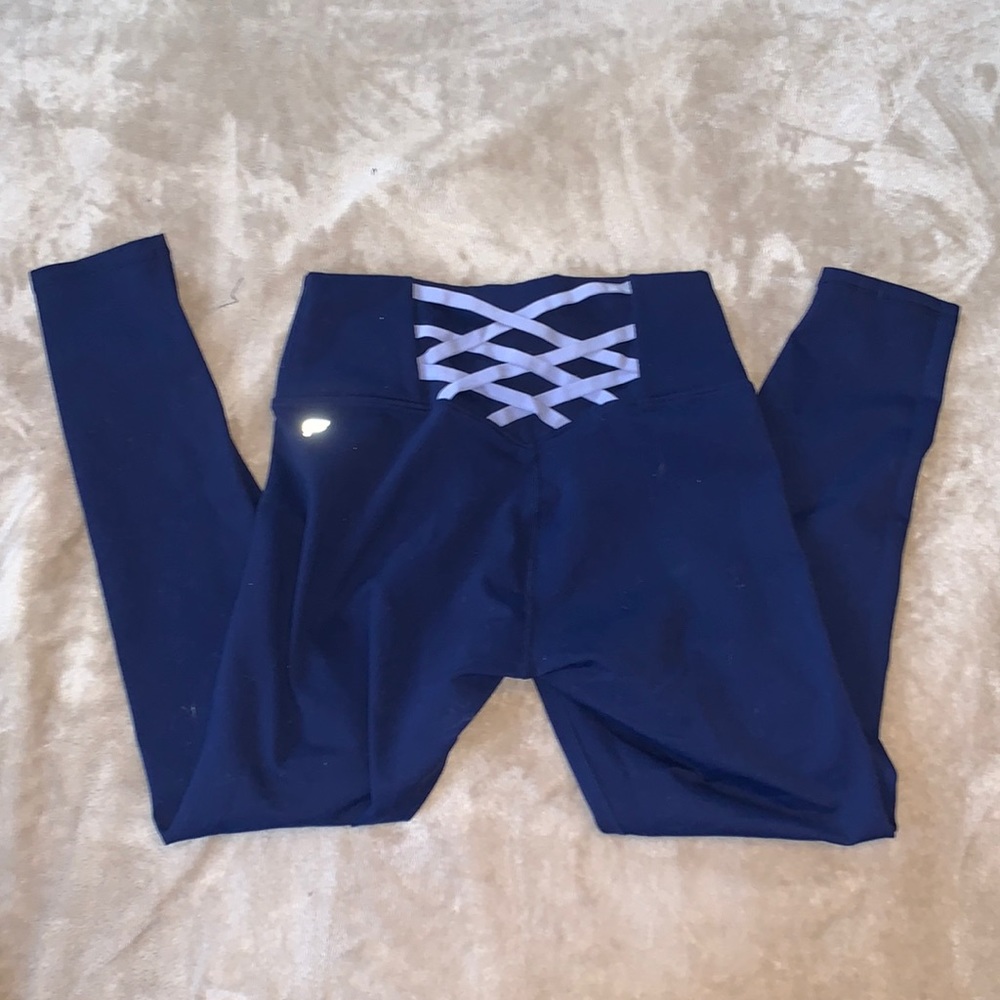 Fabletics capris - Picture 2 of 3